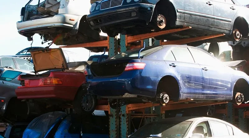 Why Auto Businesses Rely on Junkyards